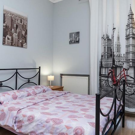 Apartamenty Sofia Киев Екстериор снимка