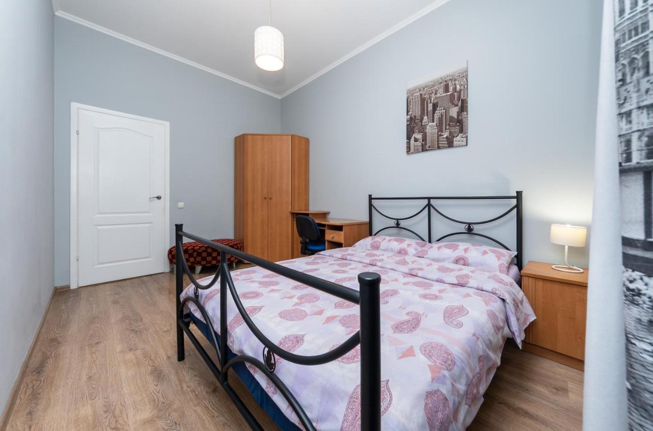 Apartamenty Sofia Киев Екстериор снимка