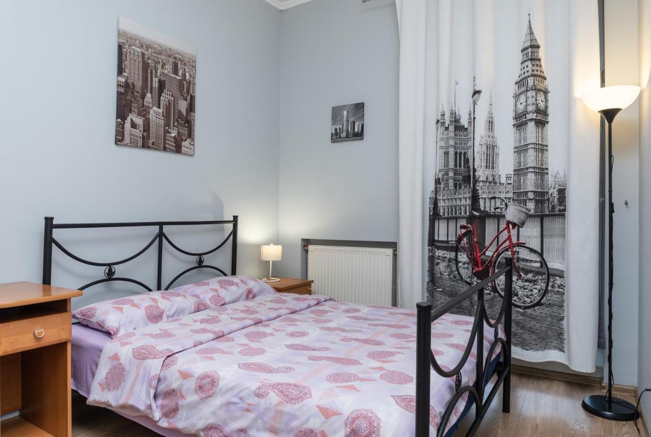 Apartamenty Sofia Киев Екстериор снимка